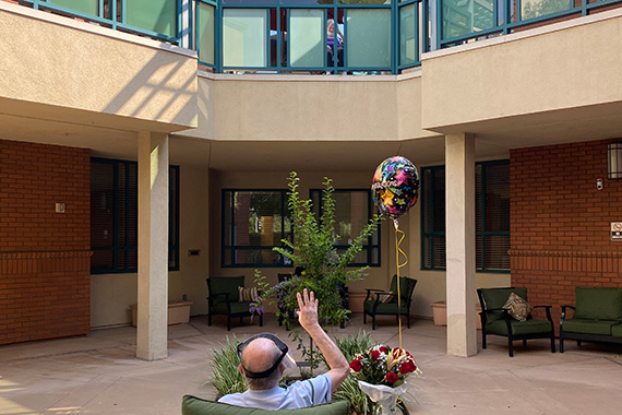 At the Los Angeles Jewish Home, Love Conquers All